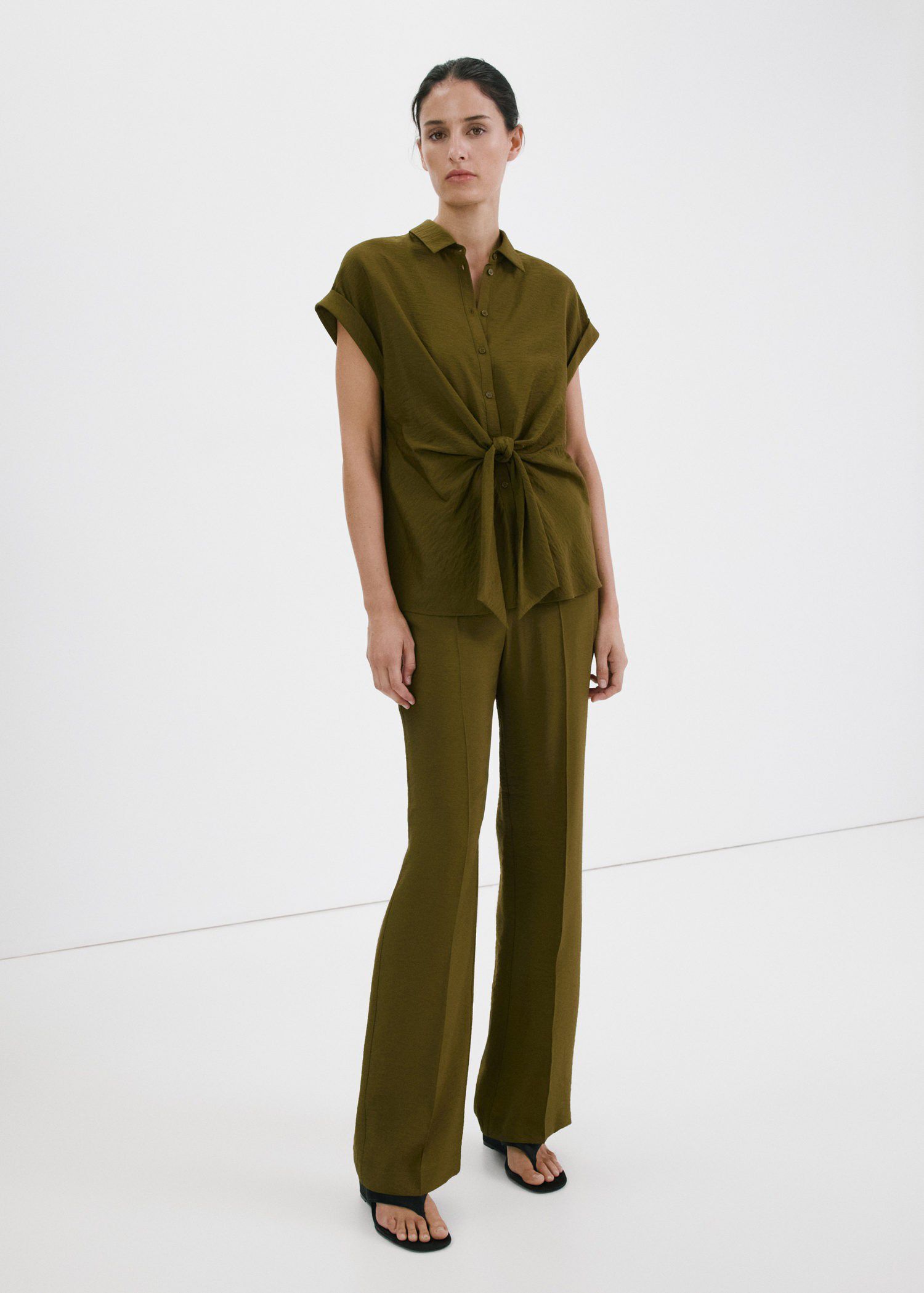 Straight mid-rise trousers