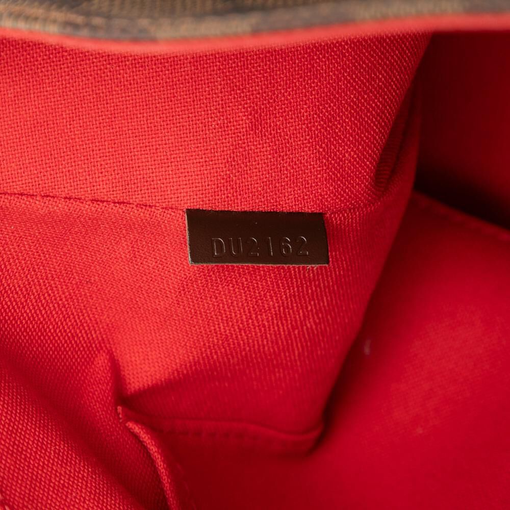 Louis Vuitton Shoulder Bags