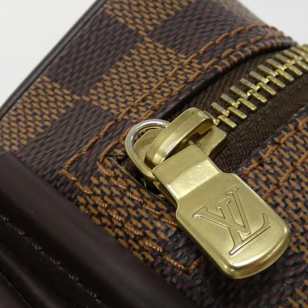 Louis Vuitton Shoulder Bags