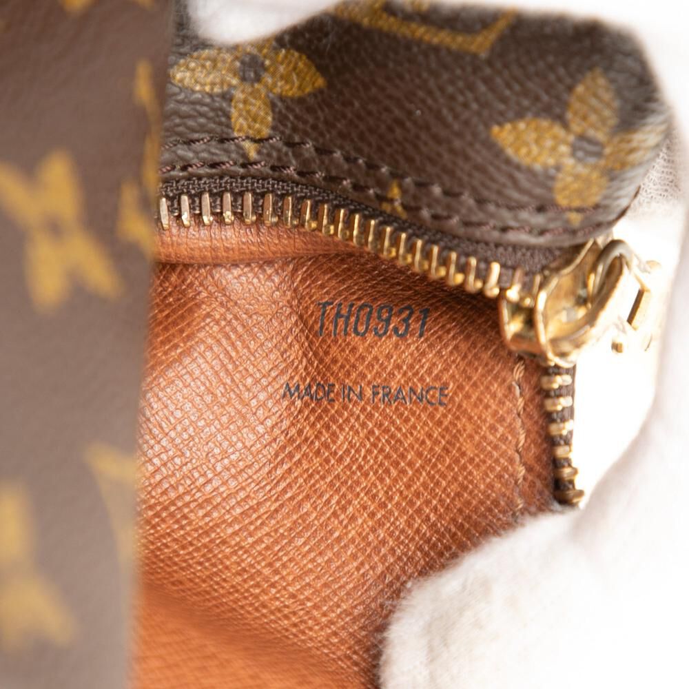 Louis Vuitton Papillon