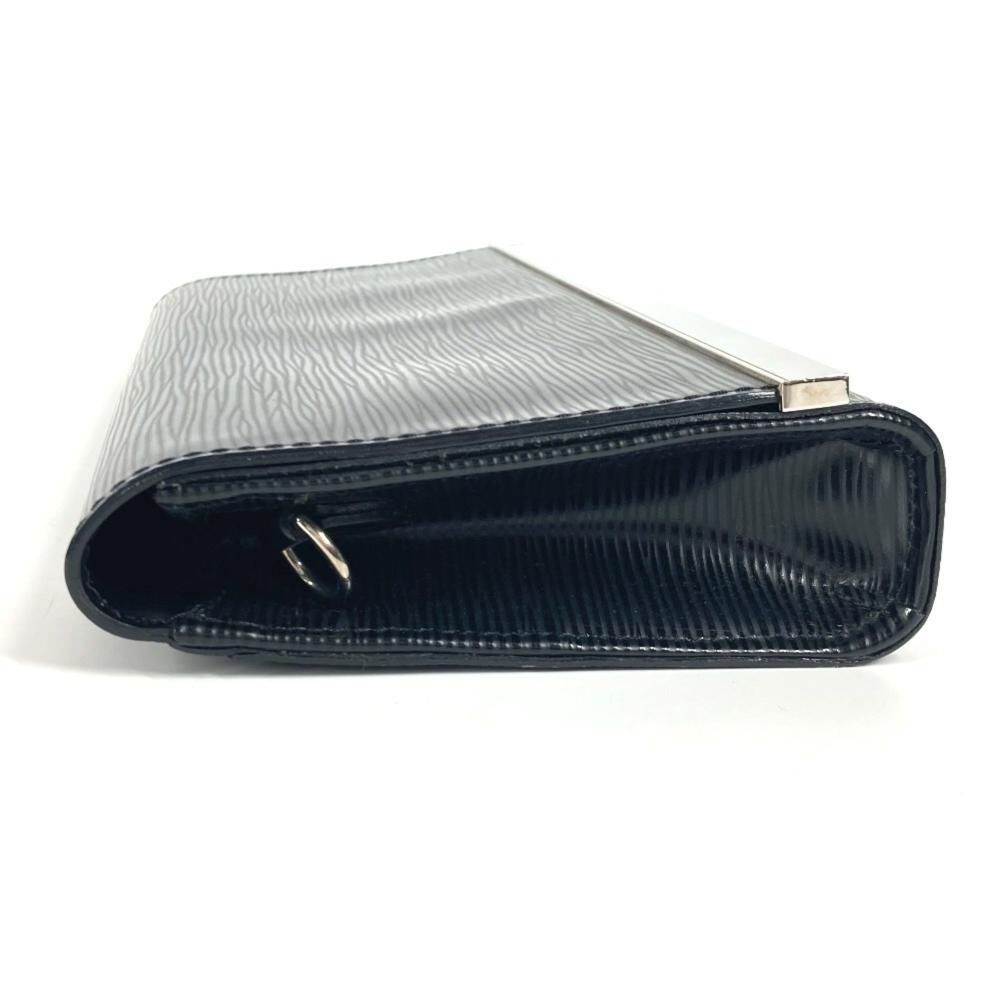 Louis Vuitton Clutch