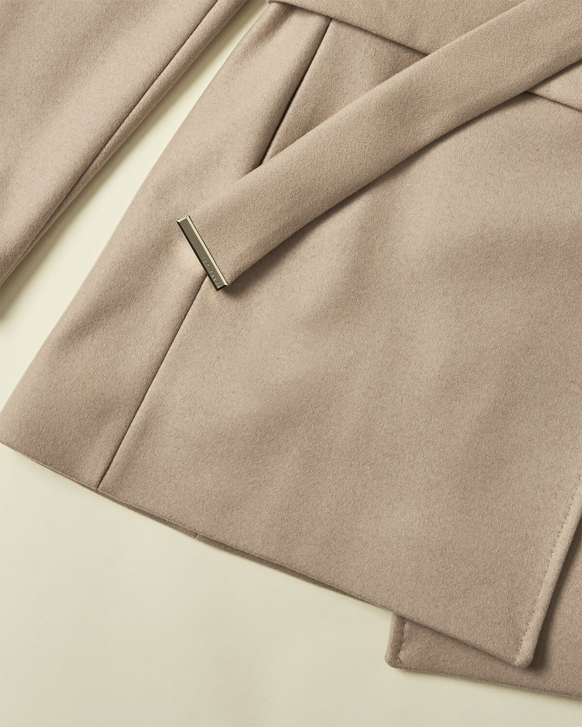 ROSESS Short Wool Wrap Coat