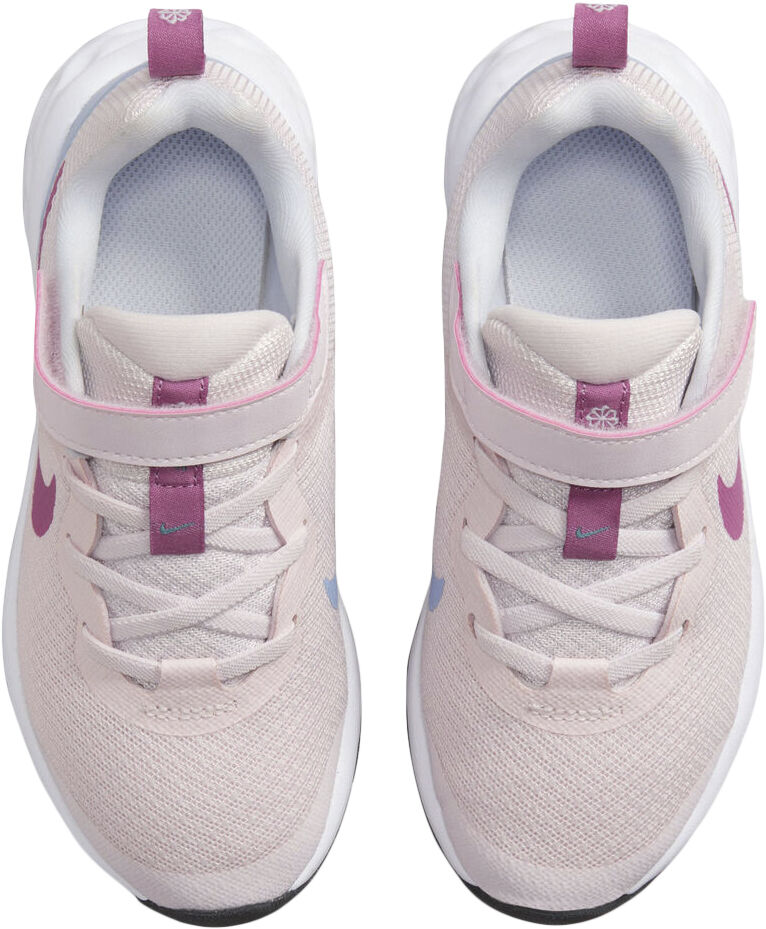 Revolution 6 sneakers