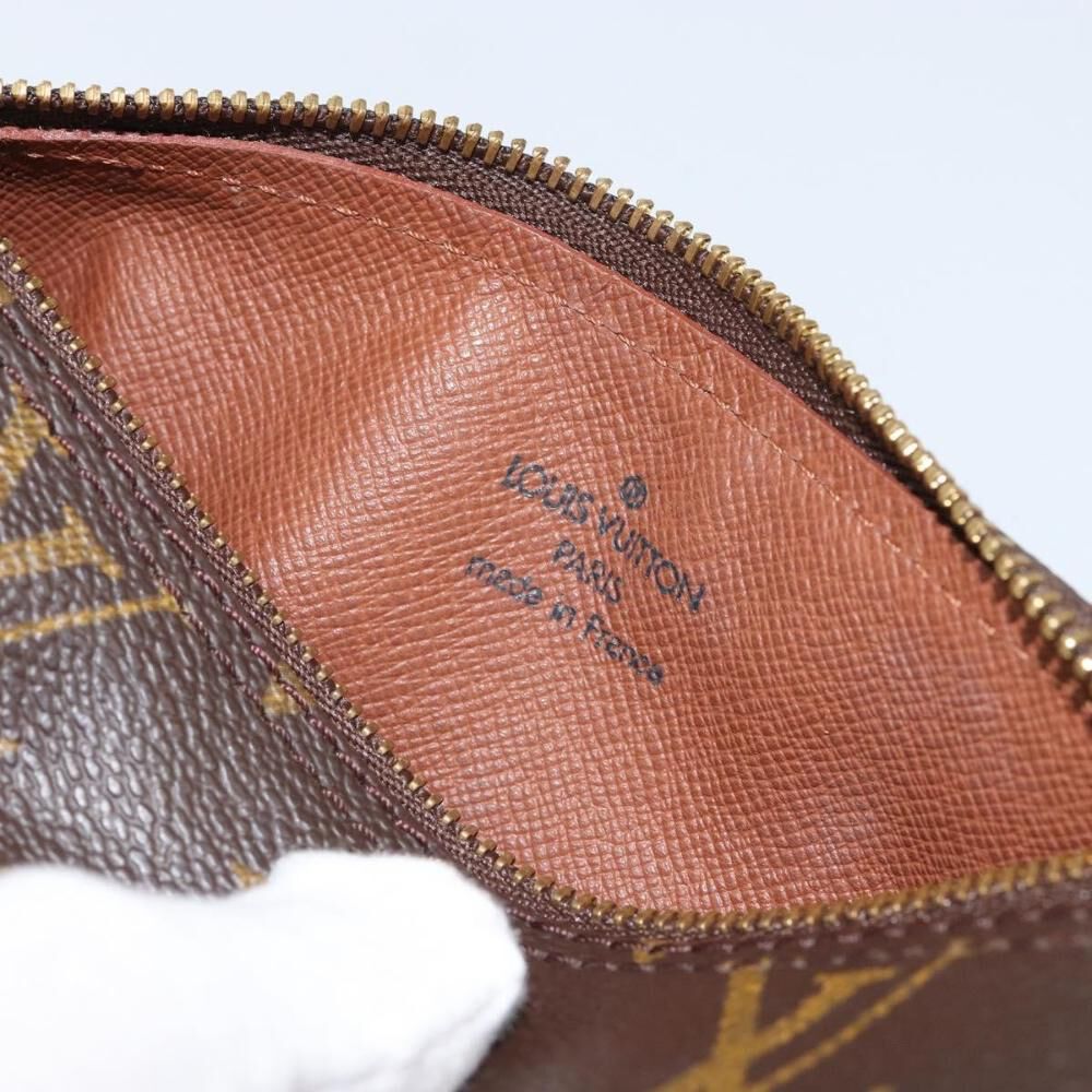 Louis Vuitton Papillon