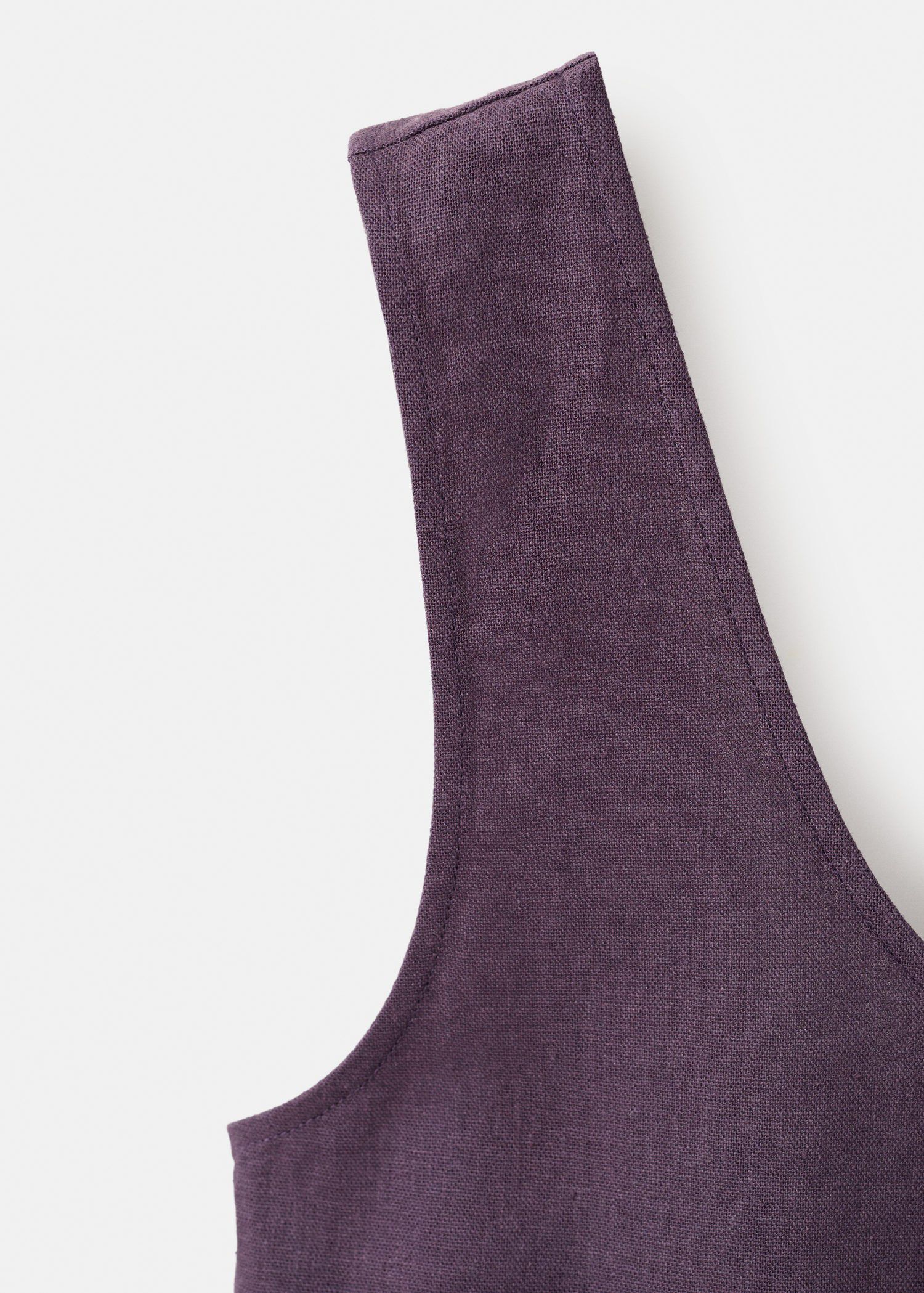 Linen jumpsuit with open back