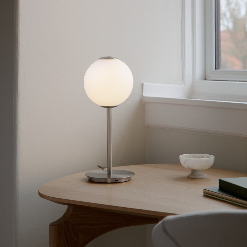 Audrey table lamp