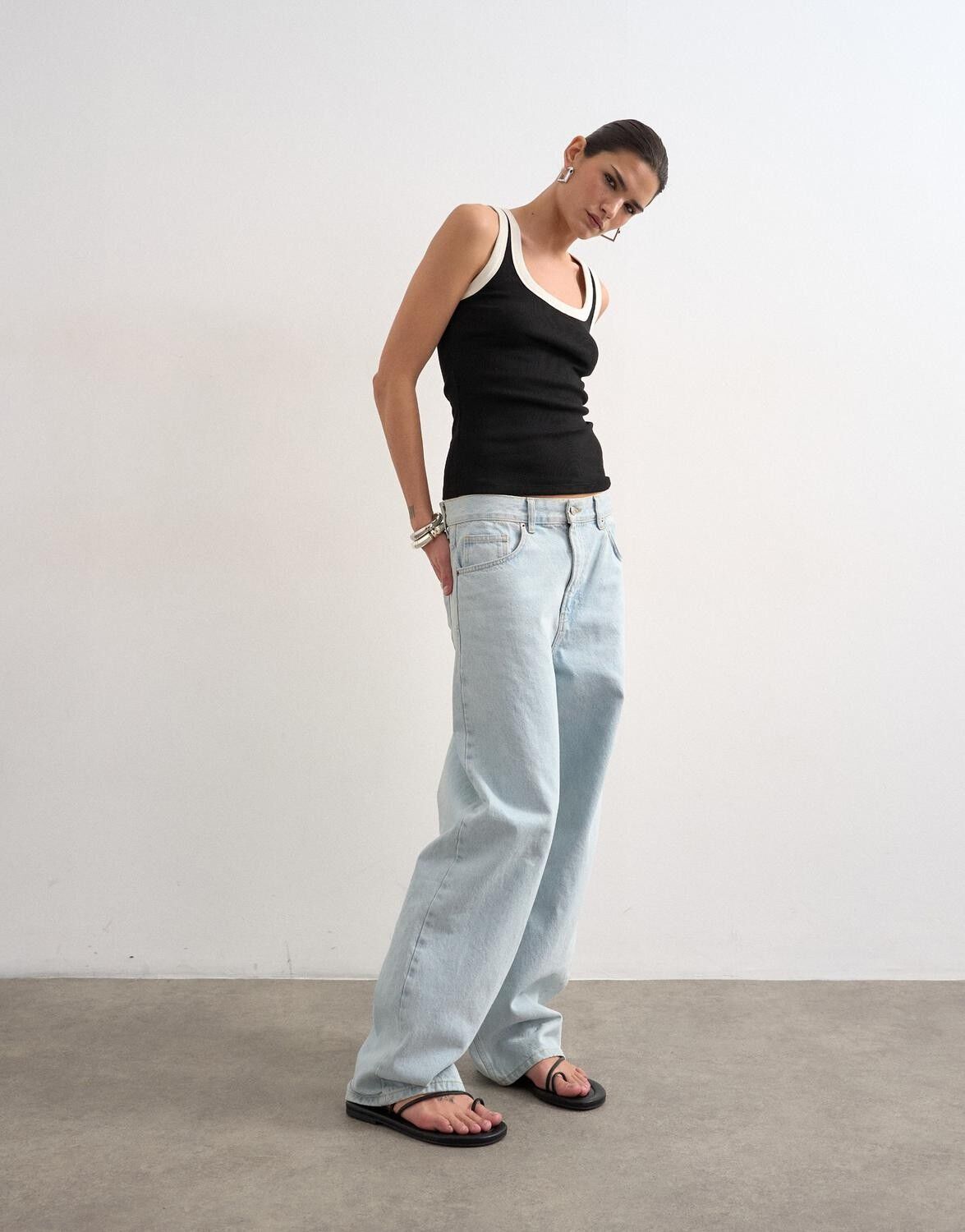 TSRAJA RIB SCOOP NECK VEST JRS