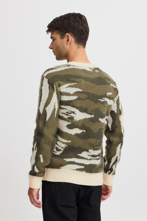 CFKLAES camo knit