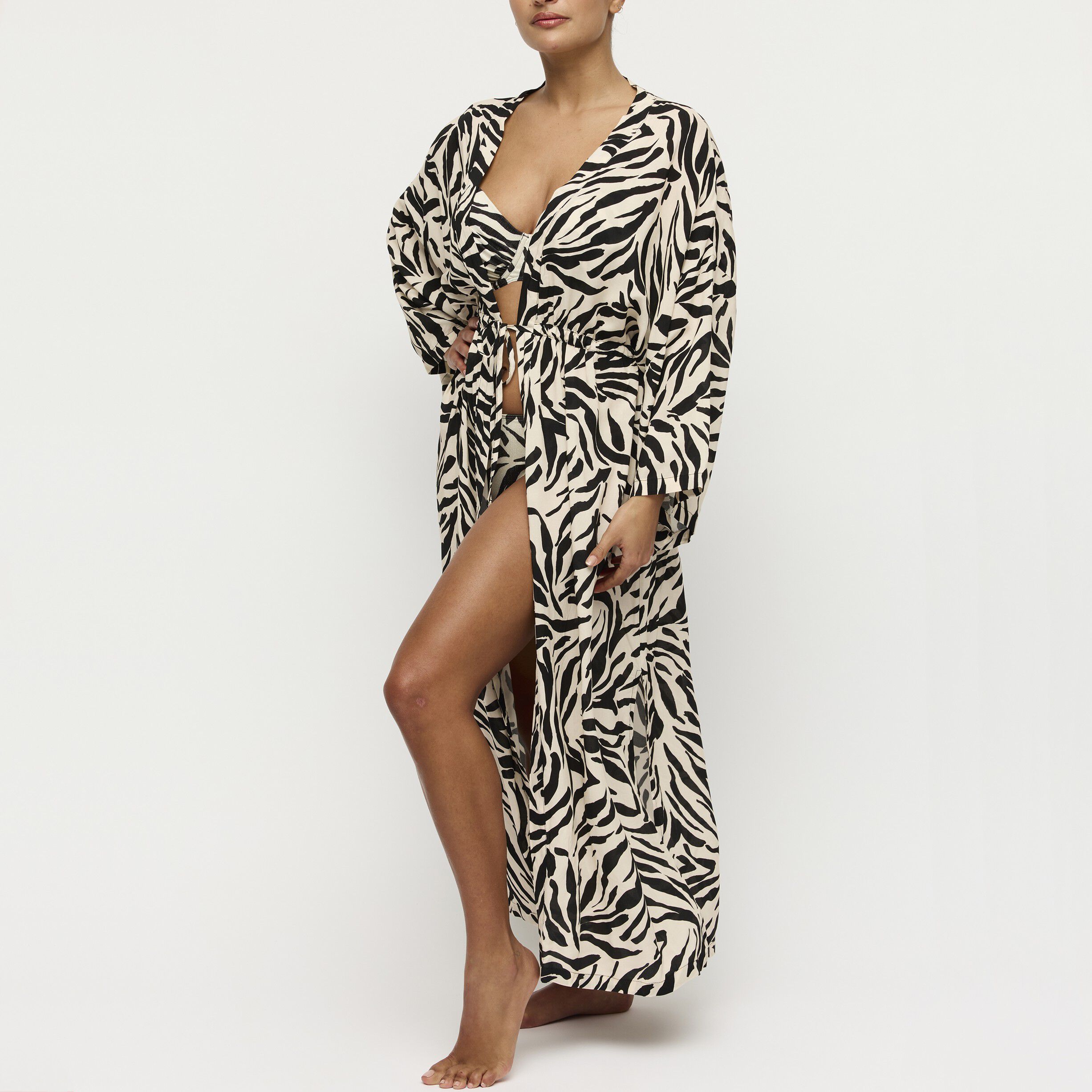 Dalice strand kimono