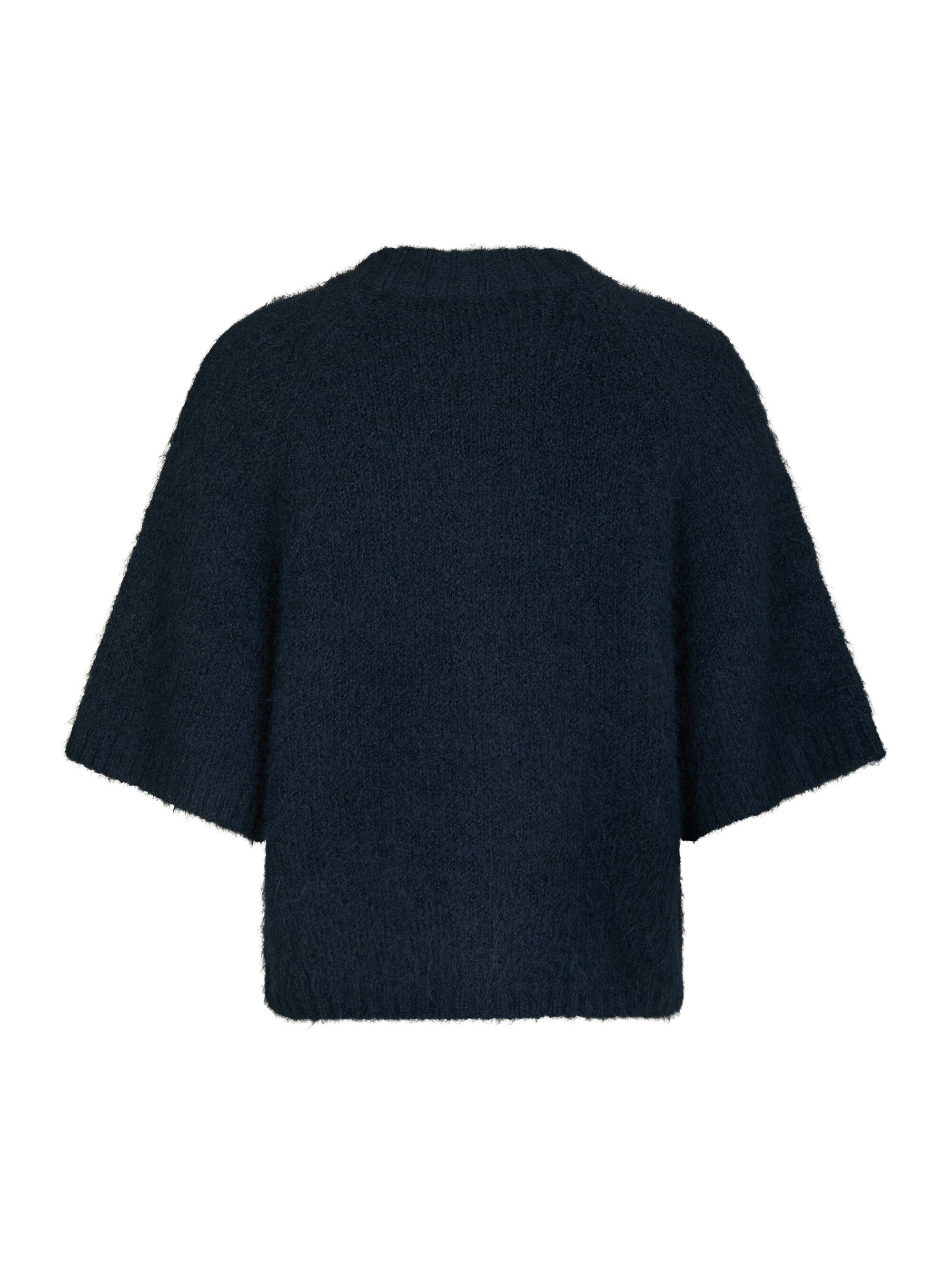 Benuta Fluffy Knit Cardigan