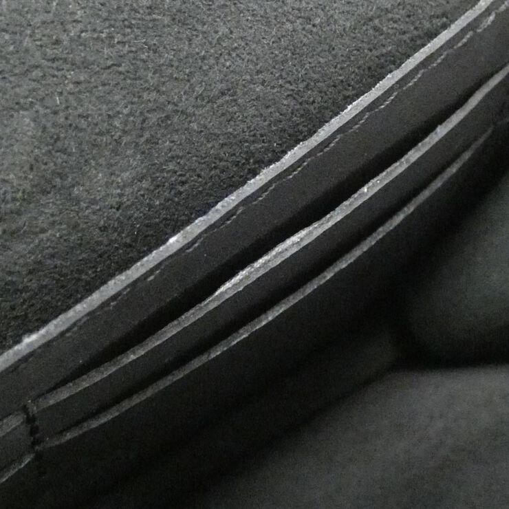 Louis Vuitton Dauphine