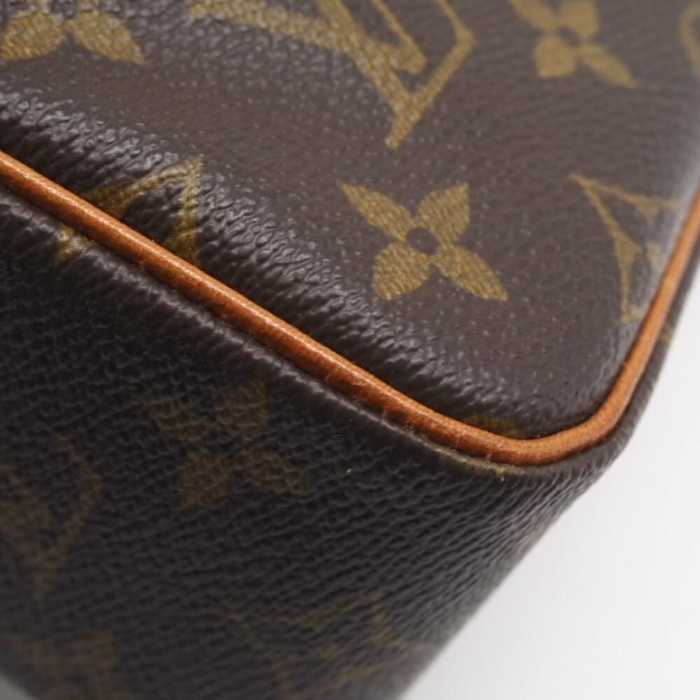 Louis Vuitton Clutch