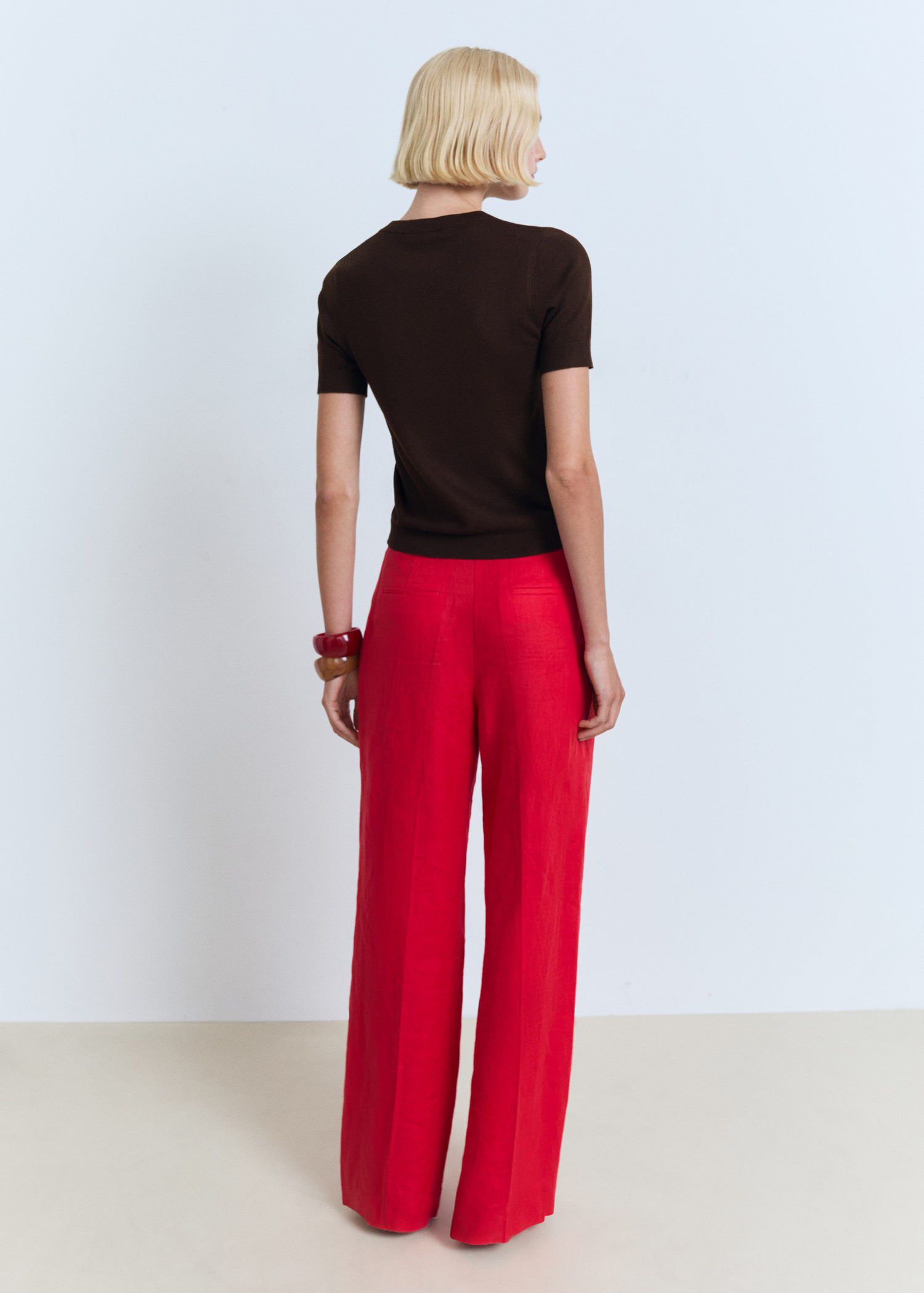 Short-sleeved fine-knit sweater