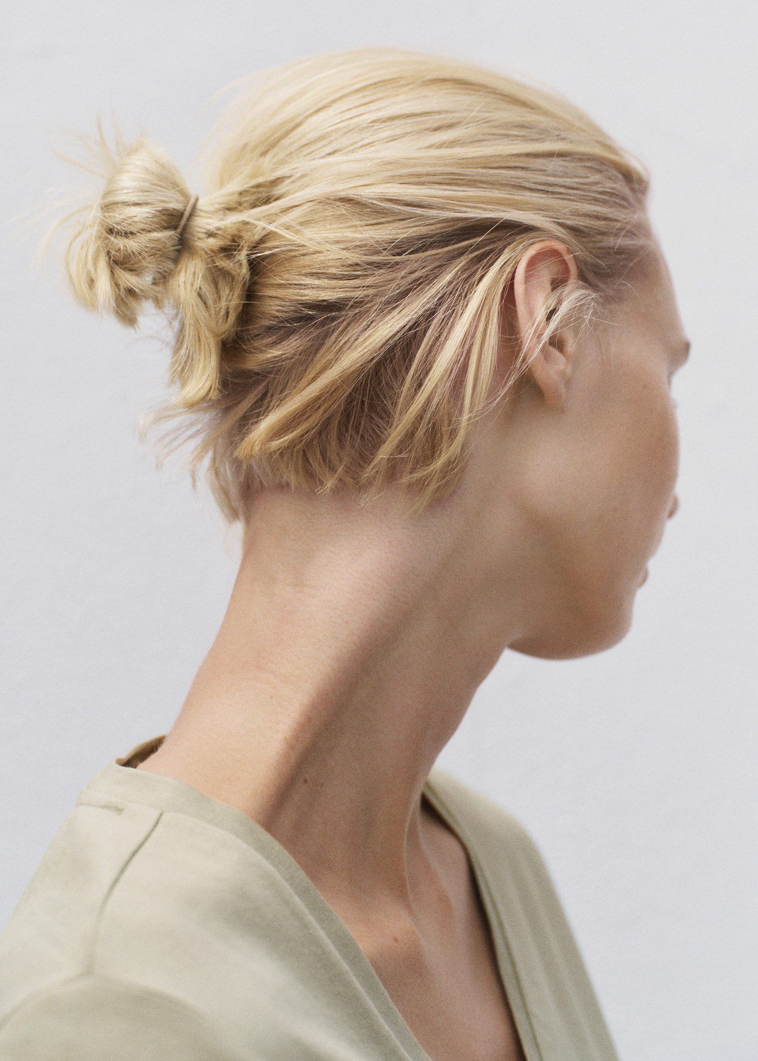 V-neck cotton T-shirt