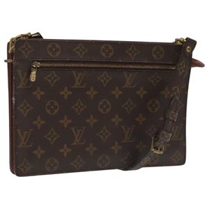 Louis Vuitton Shoulder Bags