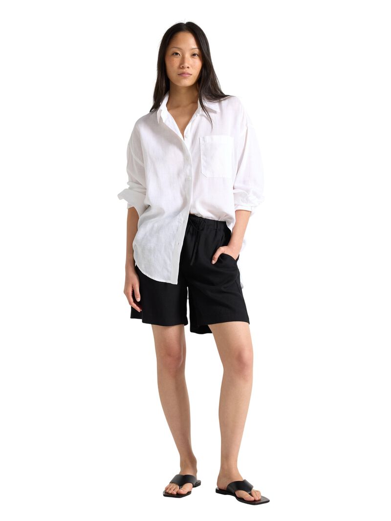 Shorts In Linen Blend With A Regula