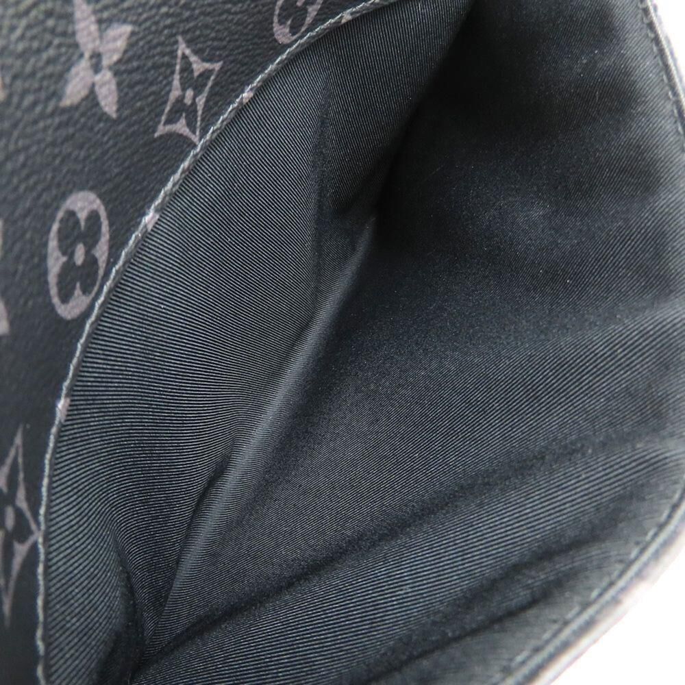 Louis Vuitton District