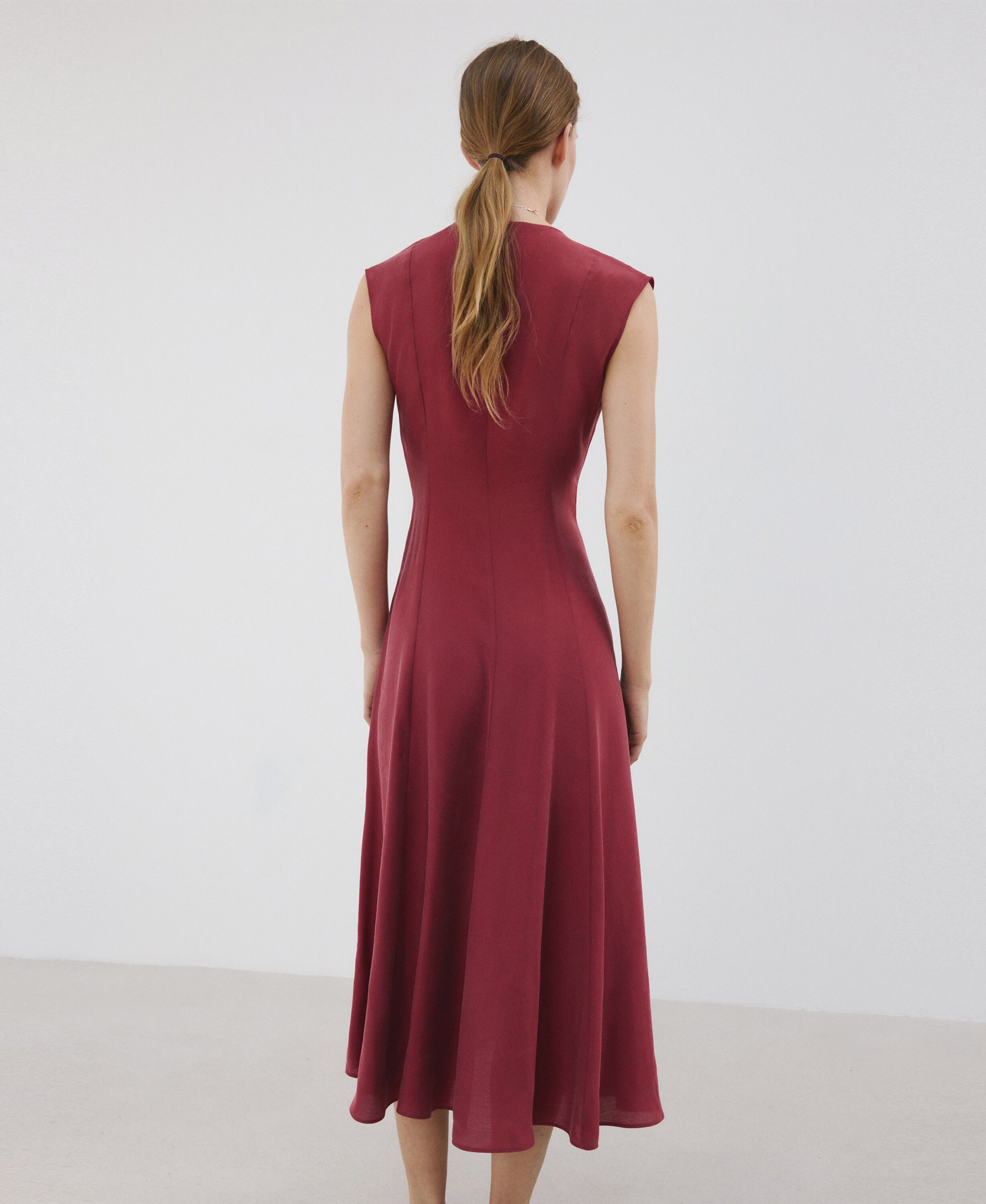 Midi dress with V-neck