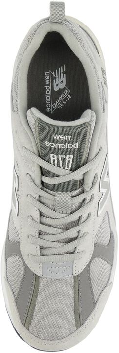 878 Sneakers