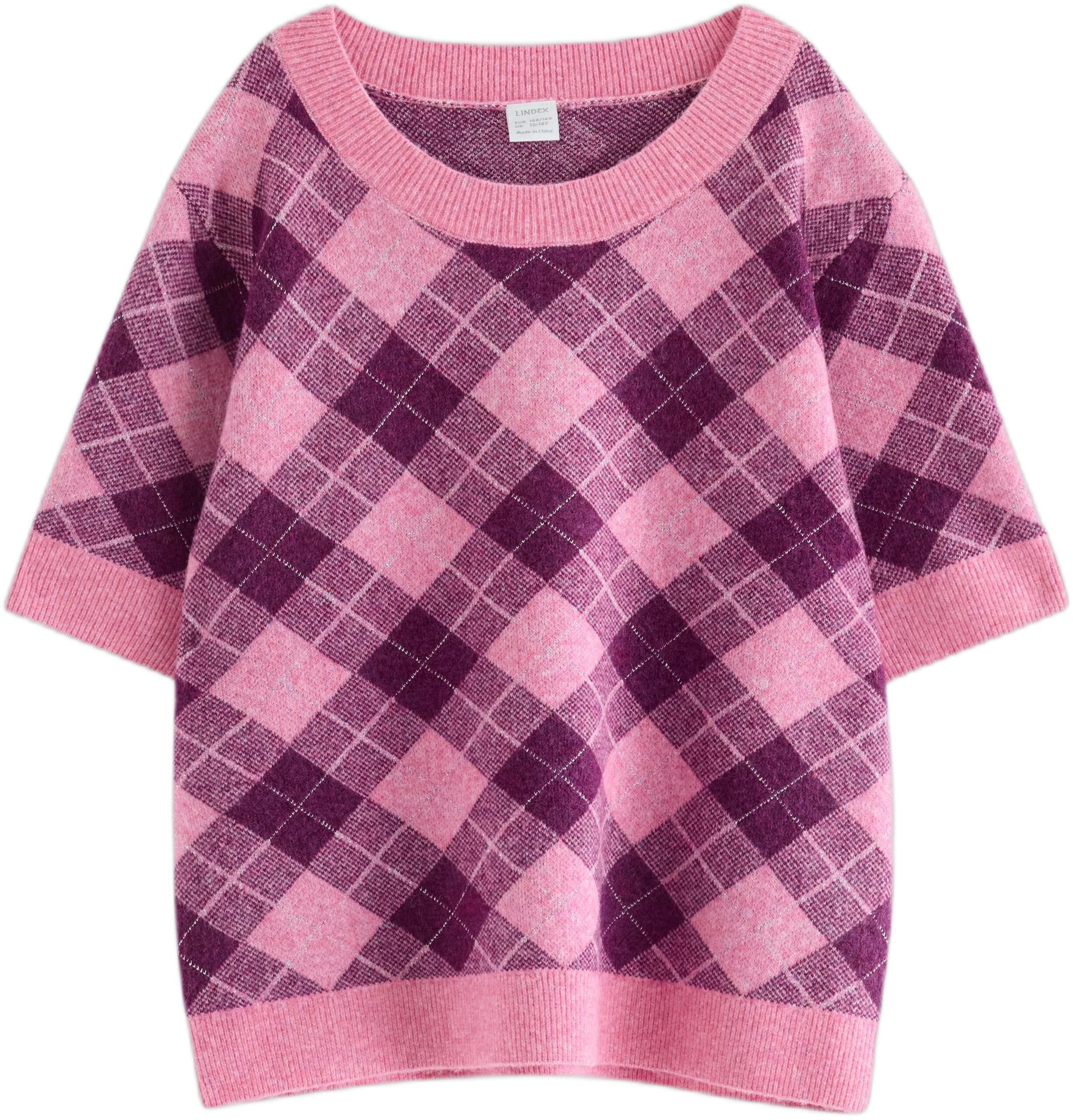 Top knitted argyle