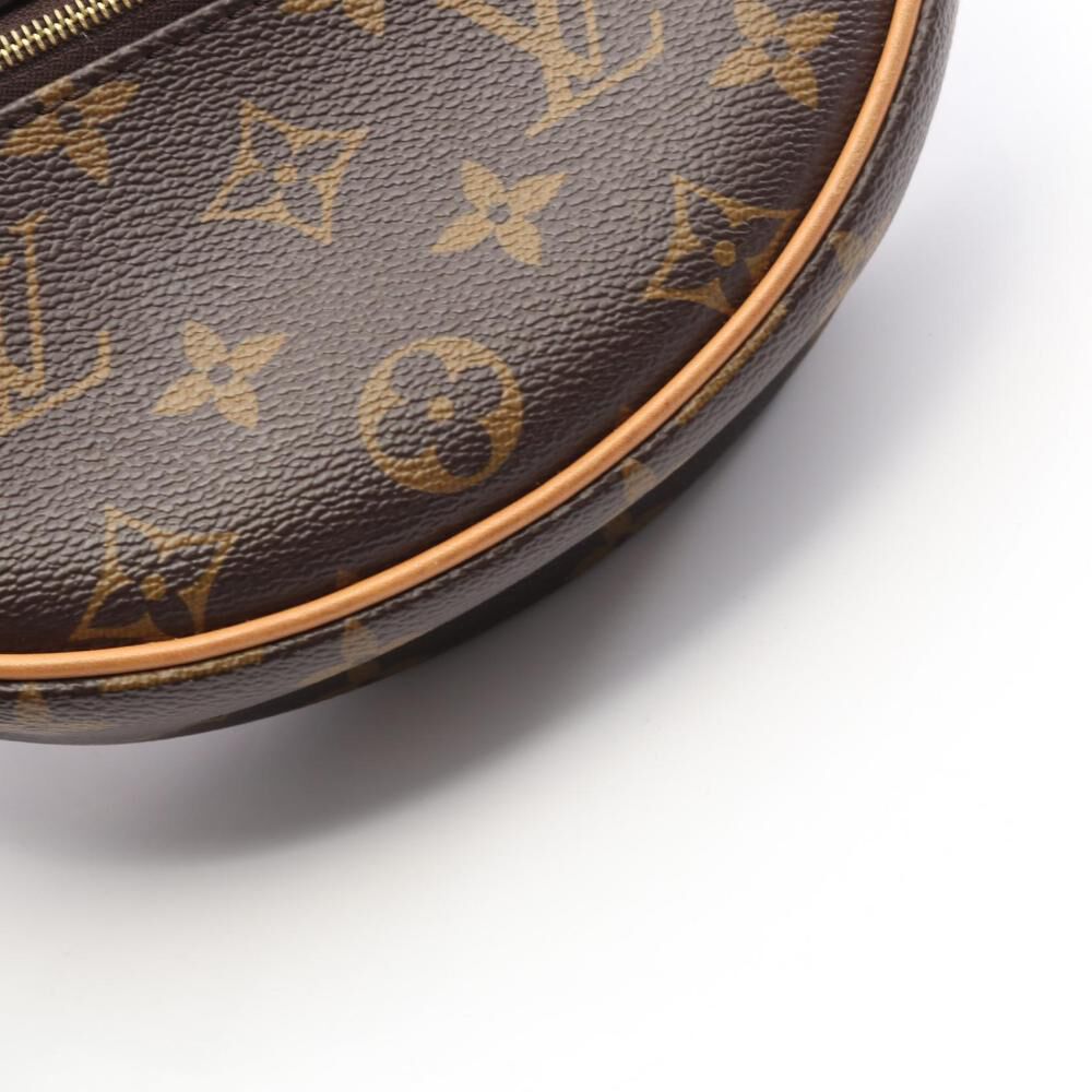 Louis Vuitton Shoulder Bags