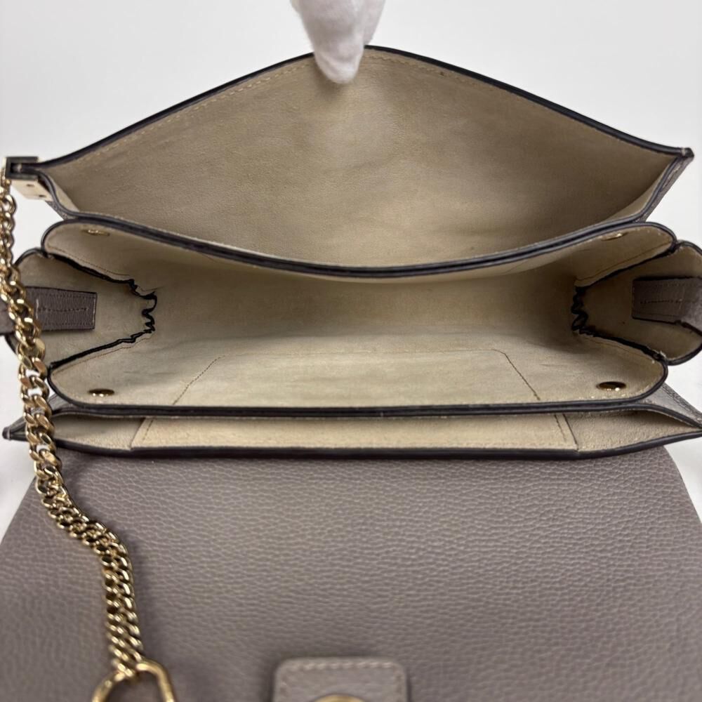 Chlo&eacute; Shoulder Bag