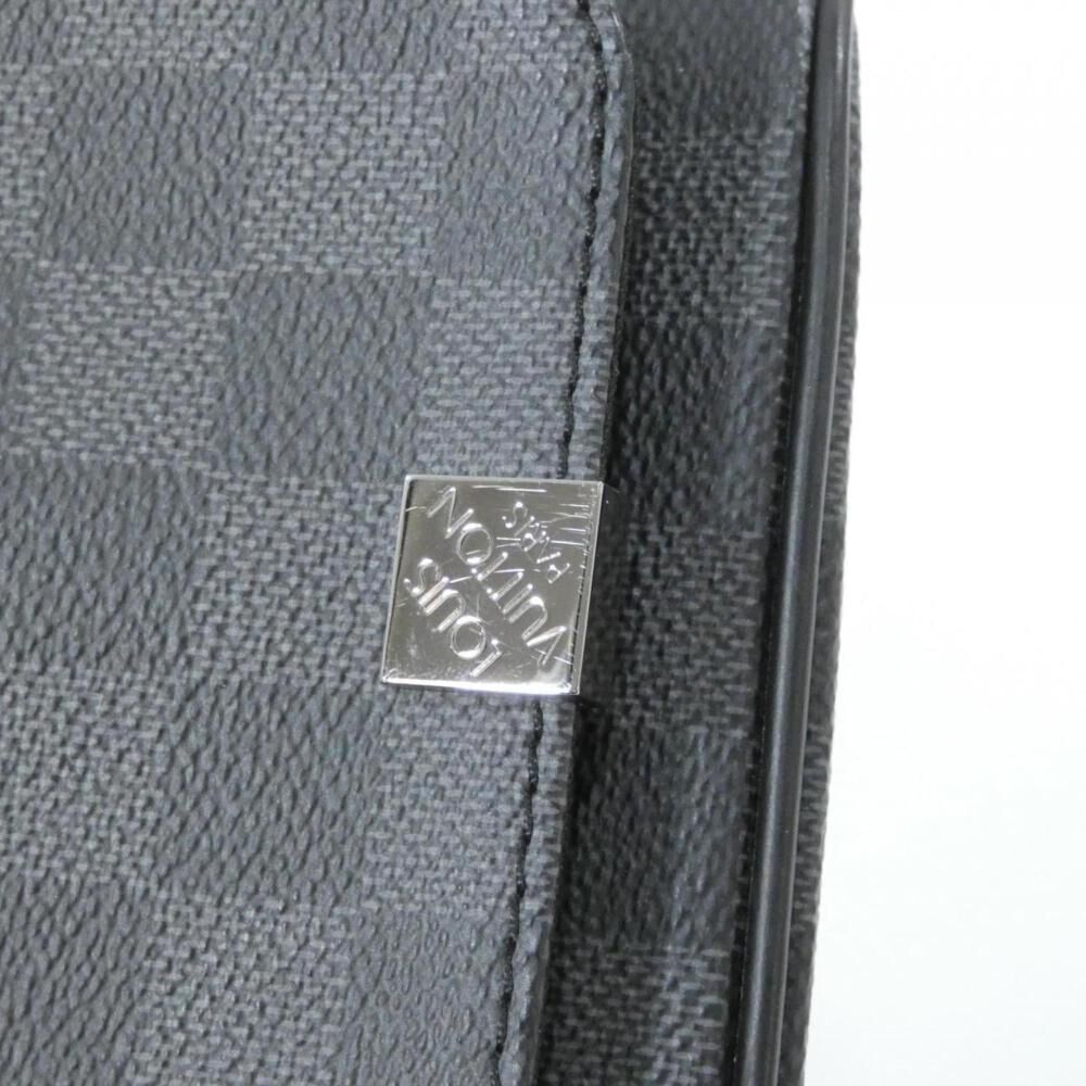 Louis Vuitton District