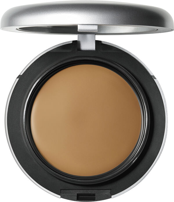 Studio Fix Tech Cream Foundation