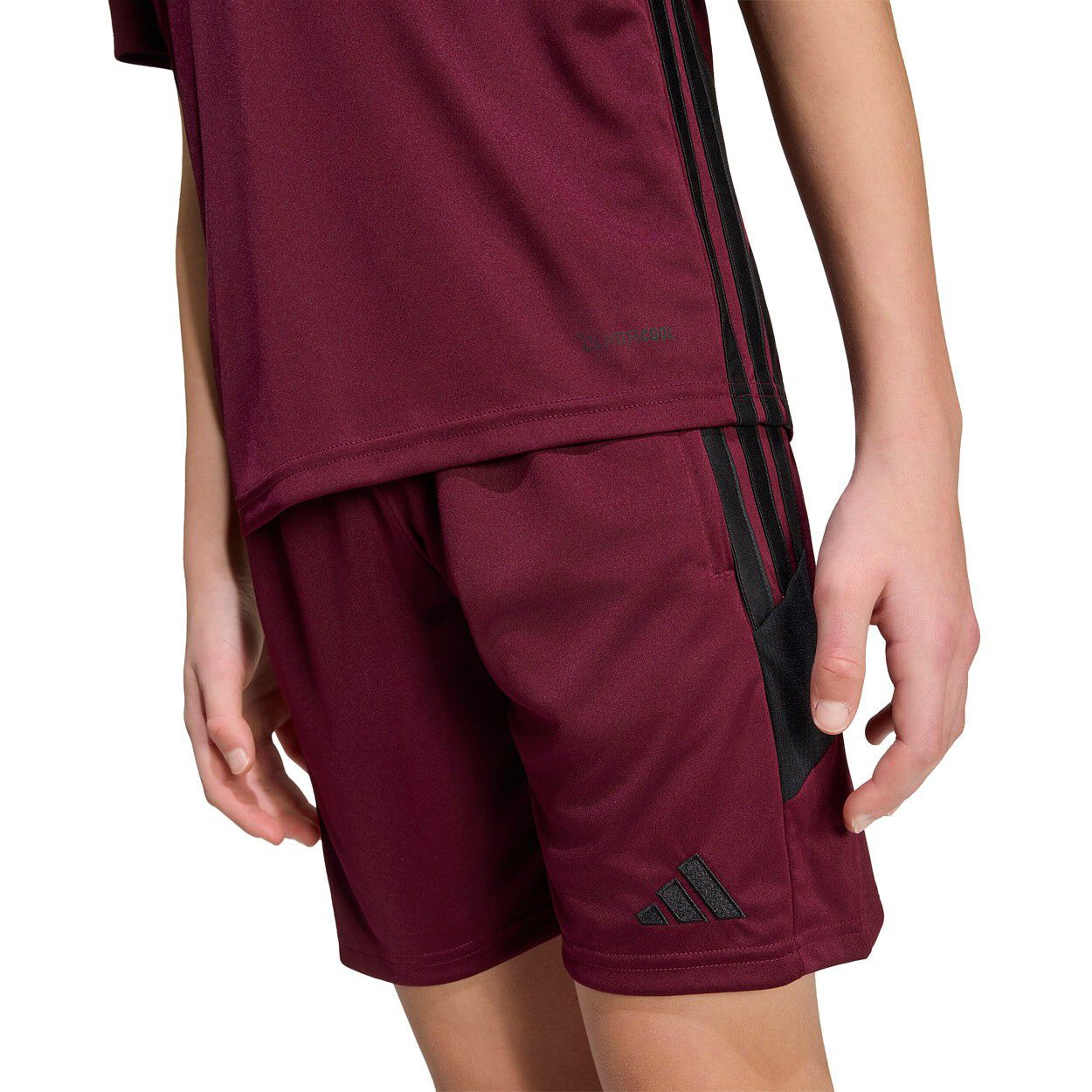 Tiro 26 Essentials T-shirt
