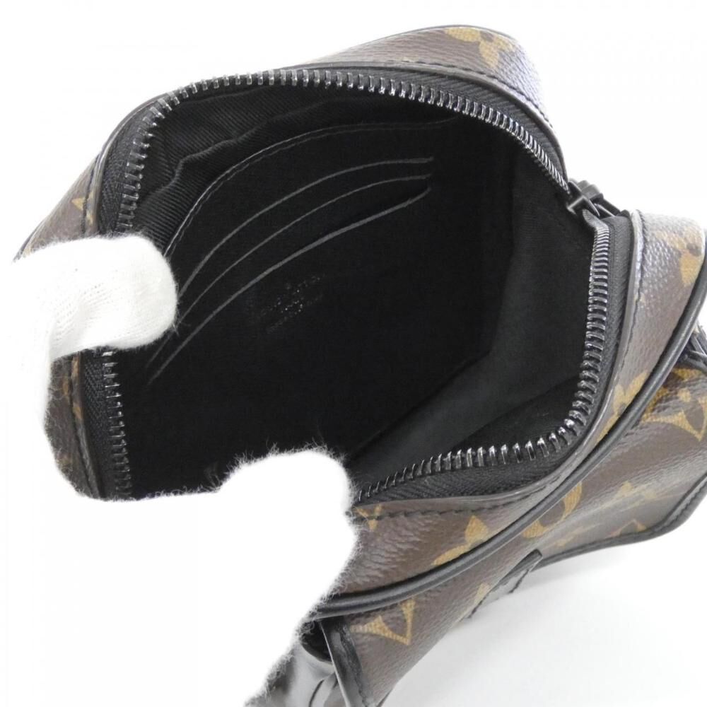 Louis Vuitton Shoulder Bags