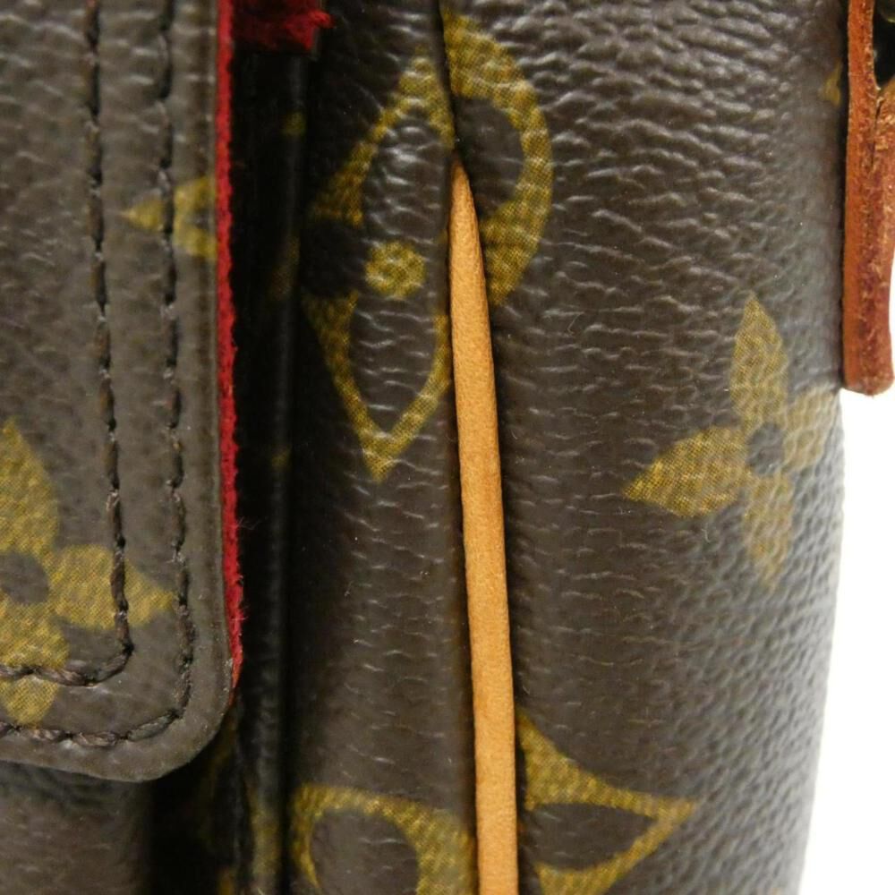 Louis Vuitton Shoulder Bags