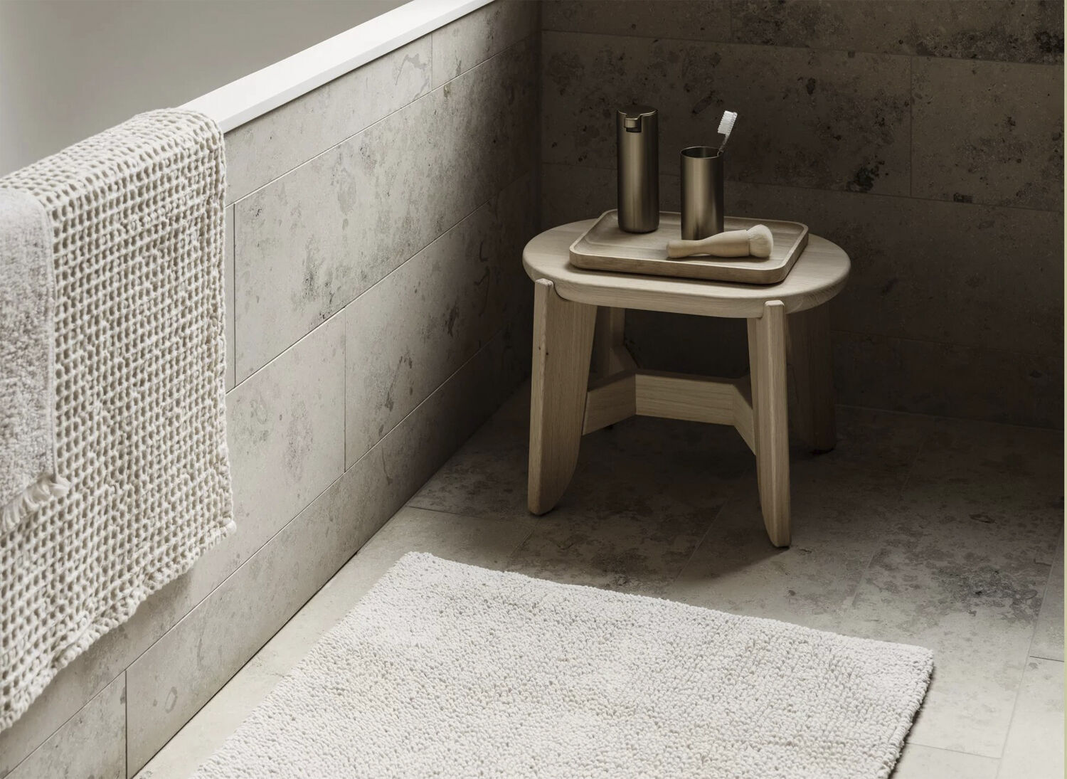 Tray -OKU- Colour Oak Size M