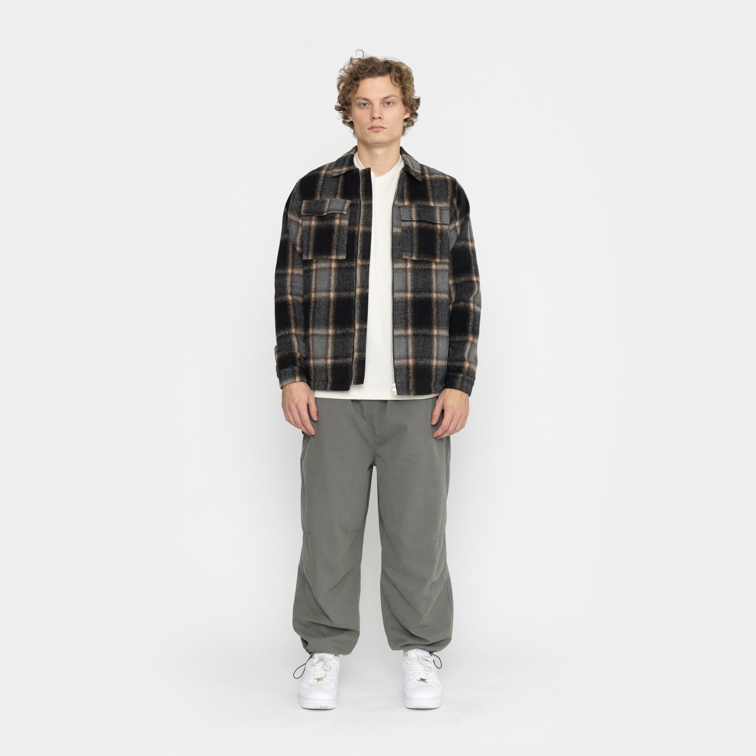 Checkered overshirt with lining and button closure