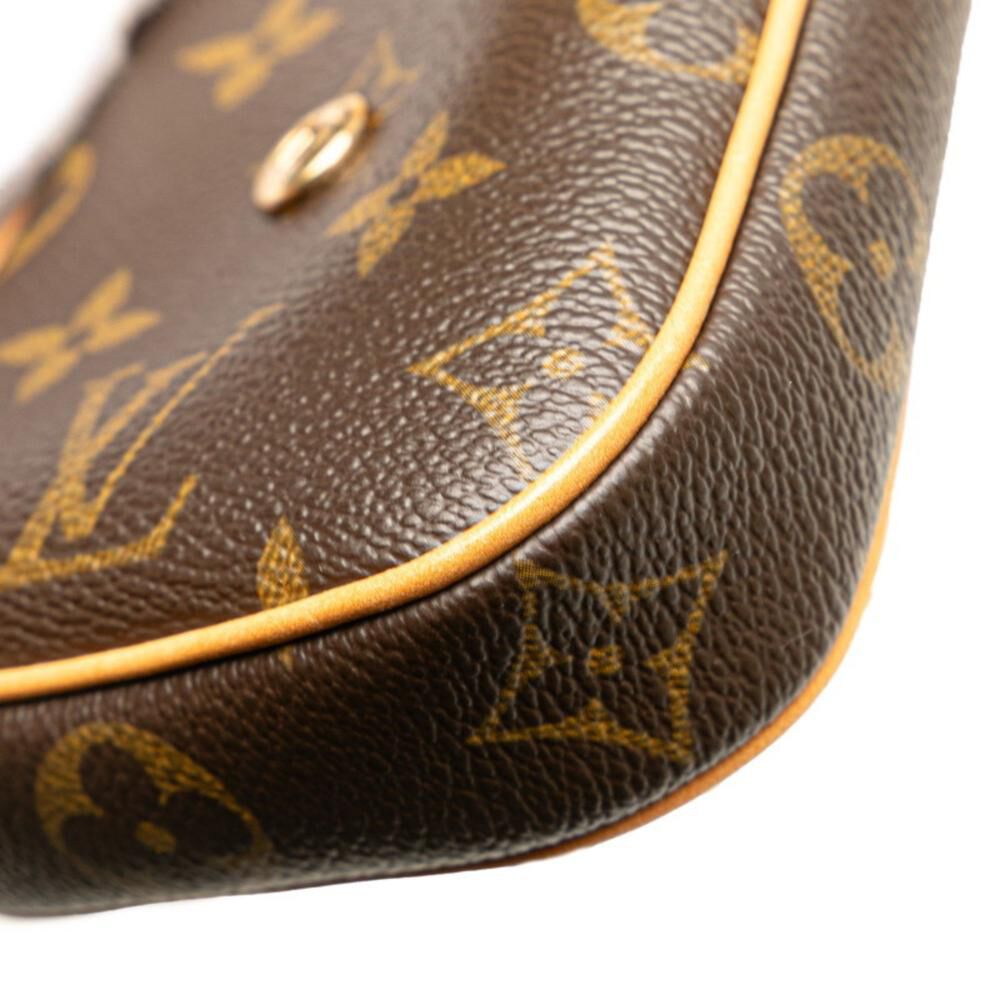 Louis Vuitton Shoulder Bags