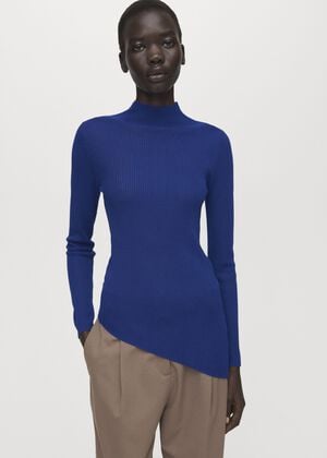 Sweater with asymmetrical turtlenec