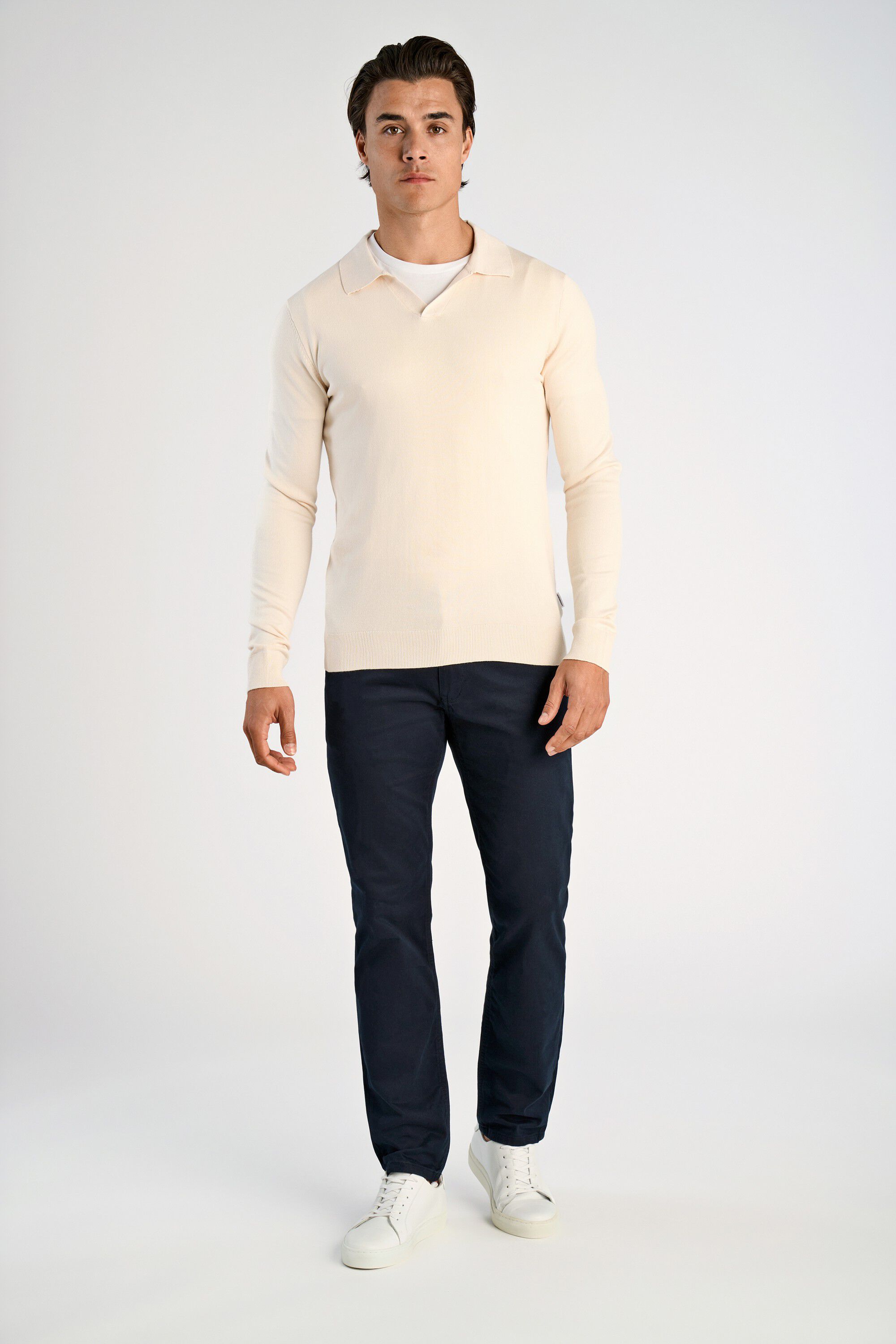 Ecovero L/S v-neck polo