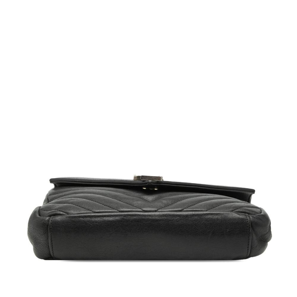 Yves Saint Laurent Shoulder Bag