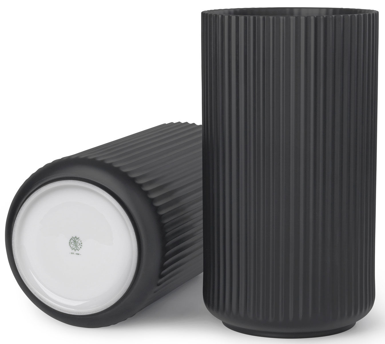 Lyngbyvasen 38 cm. sort