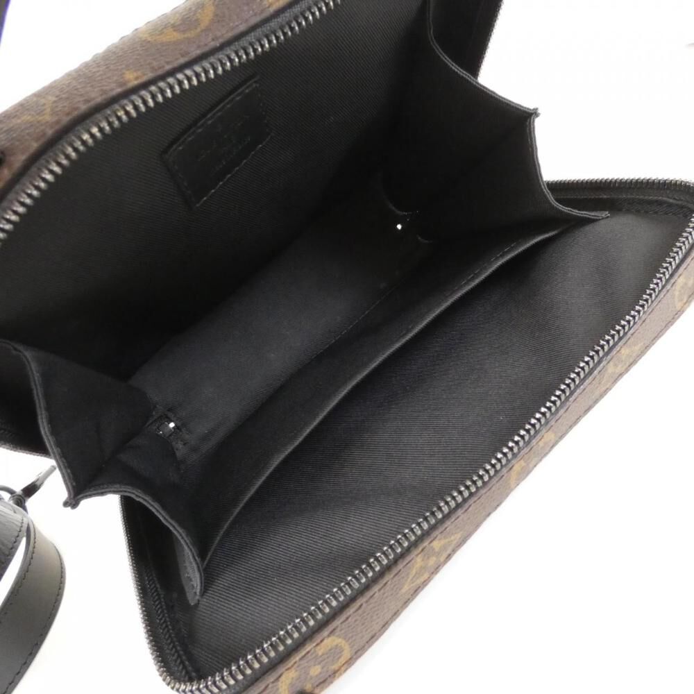 Louis Vuitton Shoulder Bags