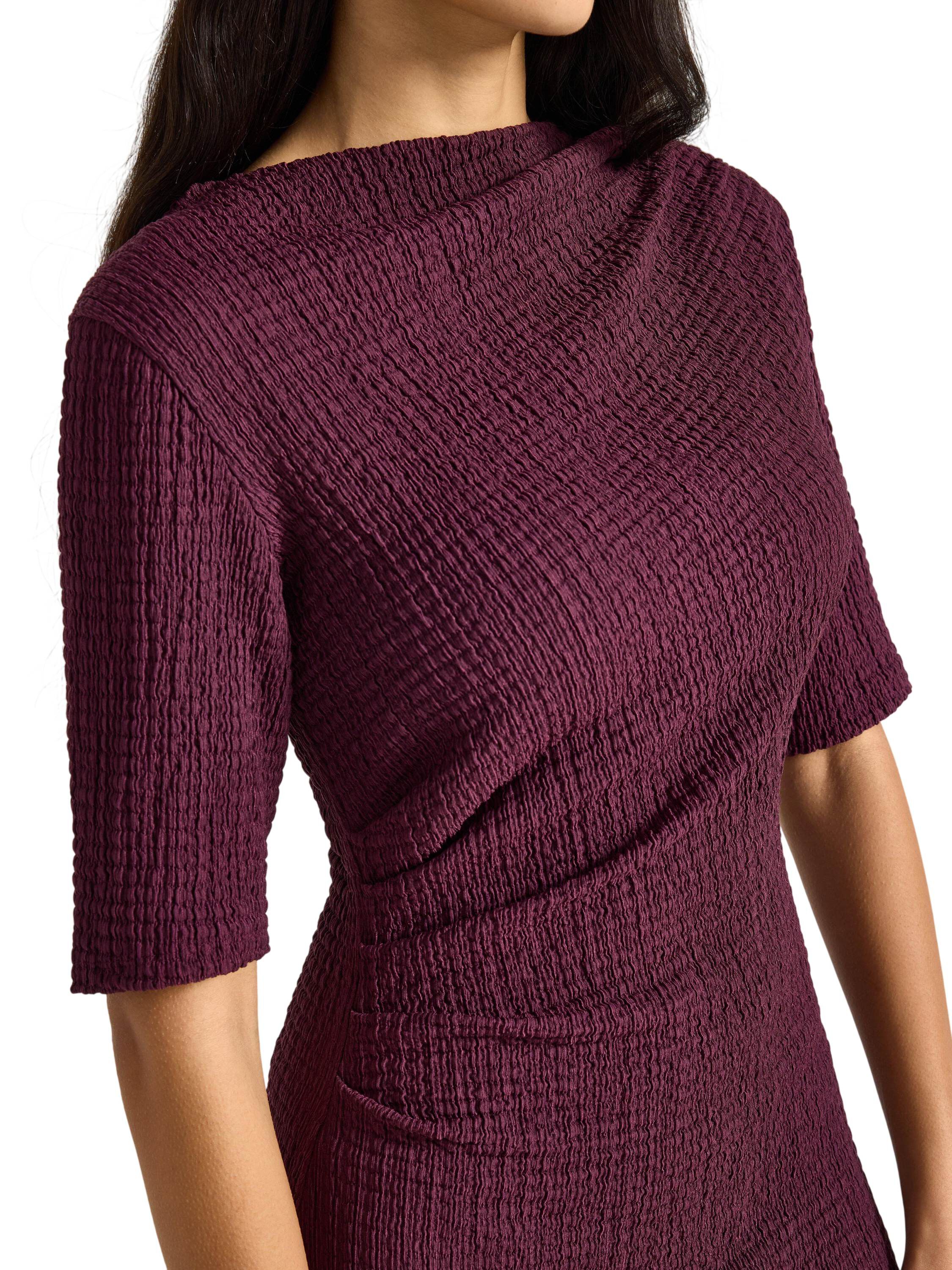 L&aring;ng&auml;rmad midikl&auml;nning i mjuk trik&aring;