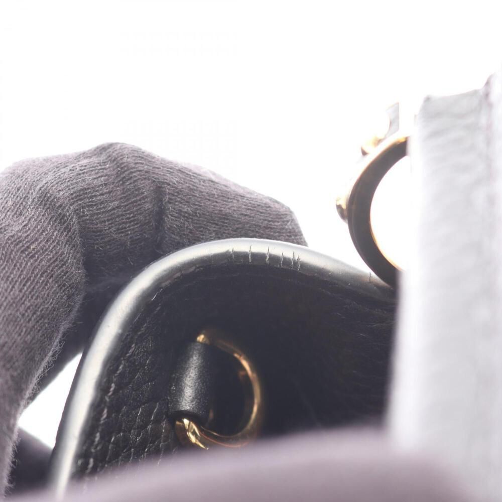 Louis Vuitton Capucines