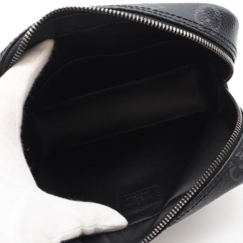 Louis Vuitton Clutch