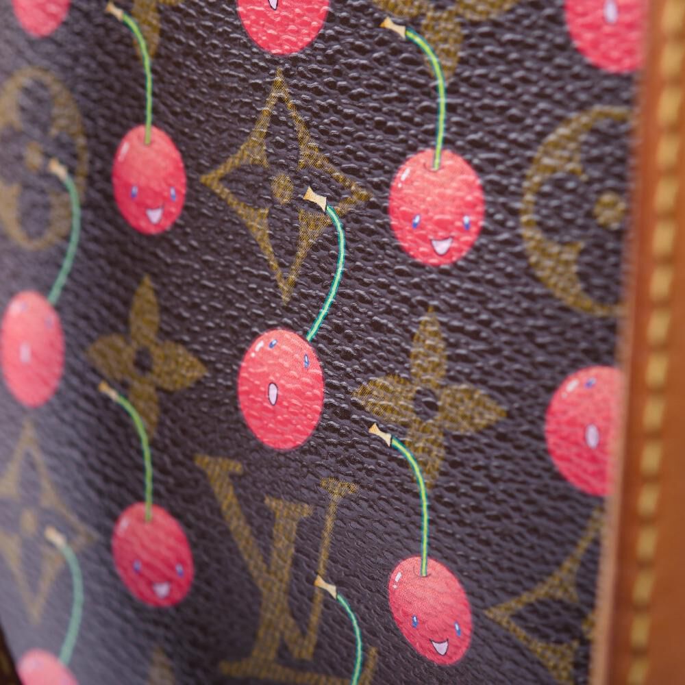 Louis Vuitton Bucket Bag