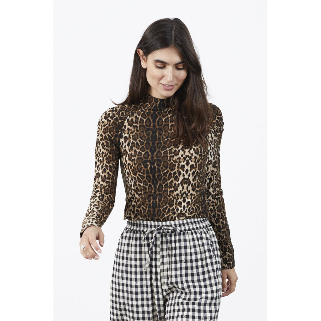 Lang&aelig;rmede t-shirts