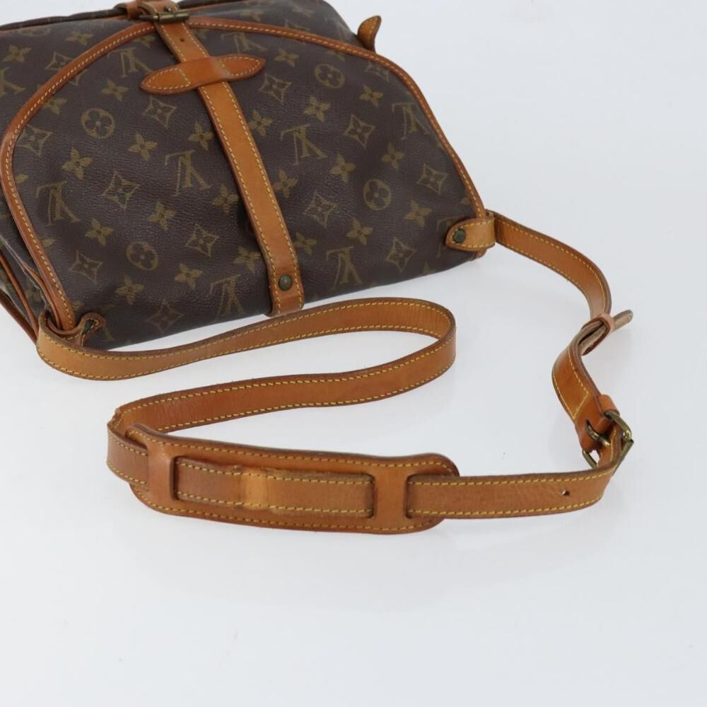 Louis Vuitton Saumur