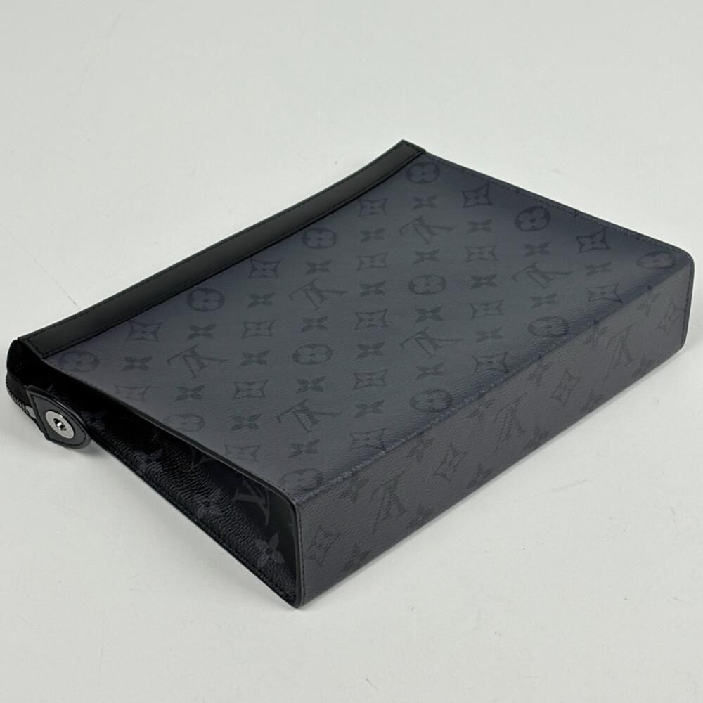 Louis Vuitton Clutch