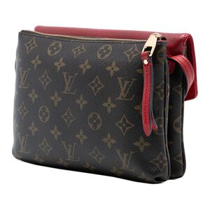 Louis Vuitton Shoulder Bags