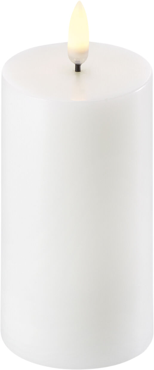 LED Pillar Candle - Nordic White - 5,8 x 10 cm