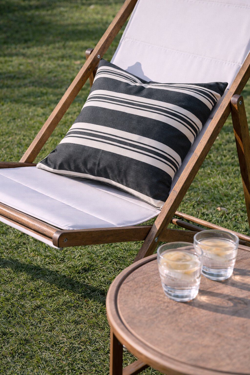 Fossflakes udend&oslash;rspude 50x50 cm. M&oslash;rkebl&aring; stribet