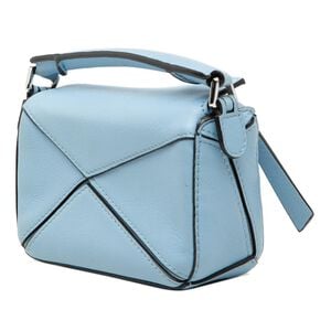 Loewe Puzzle